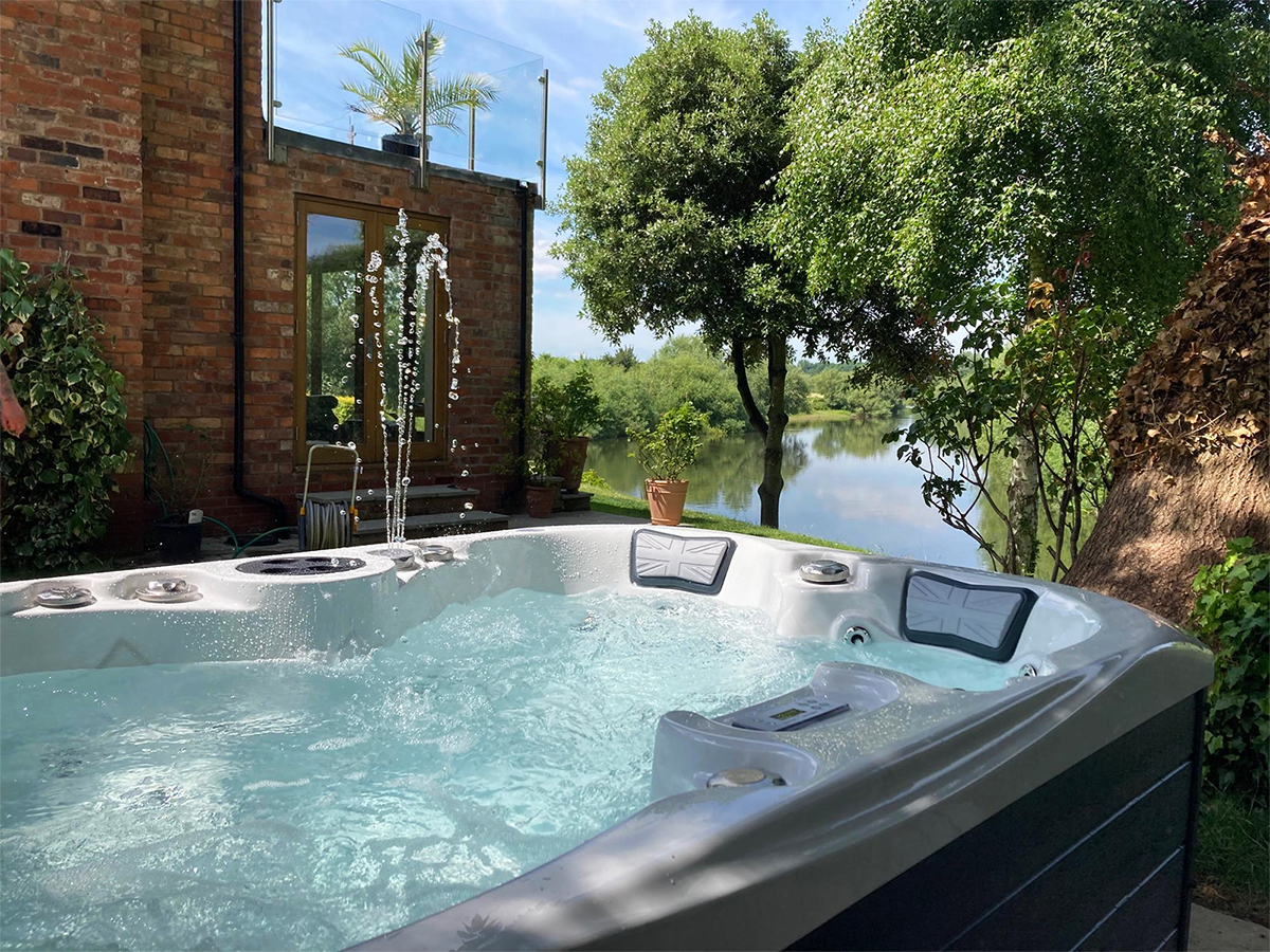 Hot Tubs in Redditch Your Local Hot Tub Dealer in Redditch